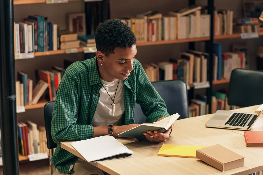 Book Club Guide: How to Start, Choose Books, and Lead Great Discussions