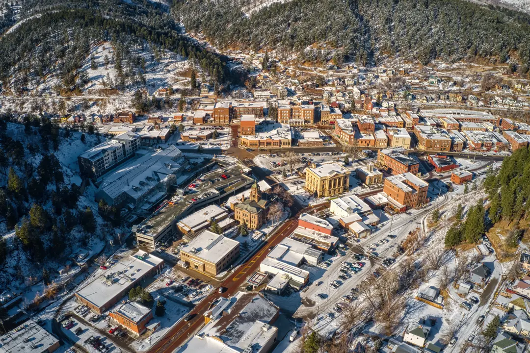 South Dakota 101: Mount Rushmore, No Income Tax, and Frontier Spirit