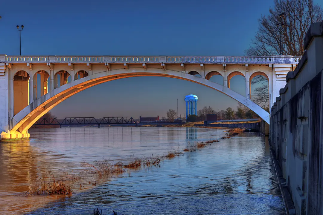 Indiana 101: Basketball, Racing, and Conservative Midwest Values