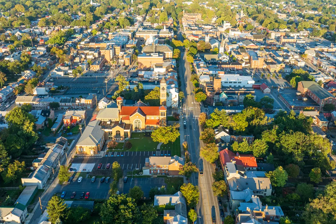 Pennsylvania 101: Philly Cheesesteaks, Pittsburgh Steel, and Amish Country