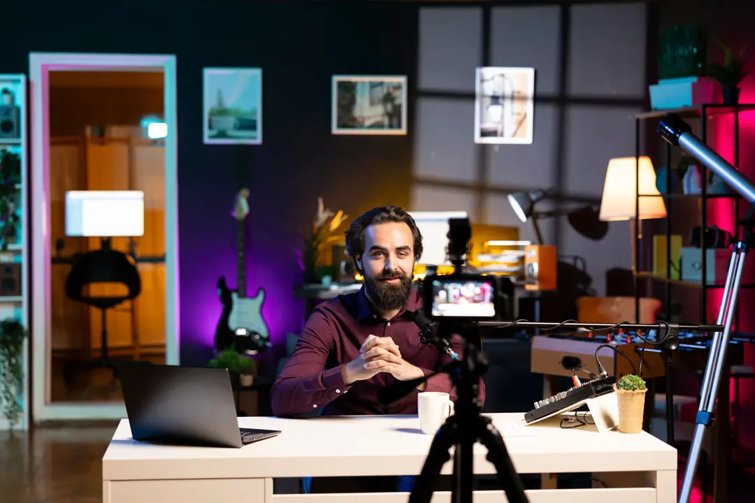 Influencer Marketing 101: Working with Micro vs. Mega Creators