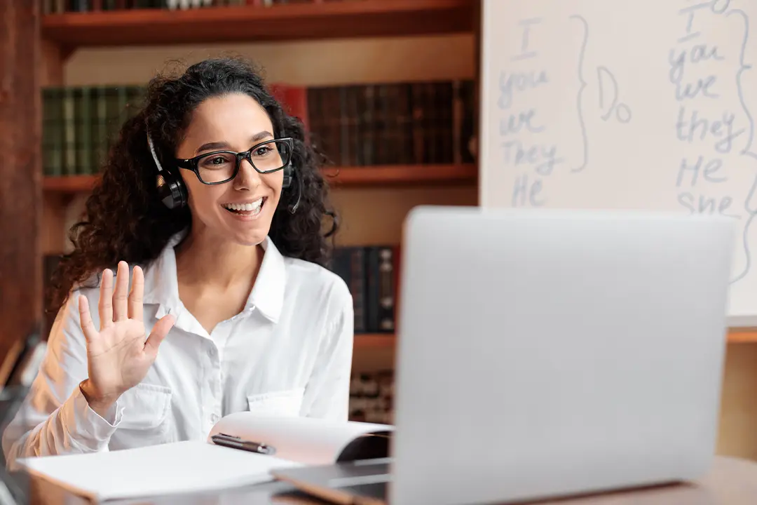 Hybrid Learning Models 101: How to Balance Online Flexibility with In-Person Networking